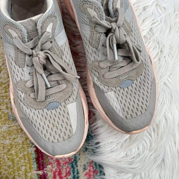 Sorel Gray Pink Kinetic Renegade Lace Sneaker 9 Sporty Activewear - Picture 3 of 10